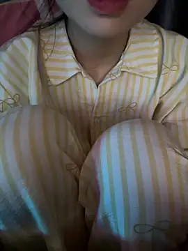 Cum-withyou online show from May 15, 7:48 am