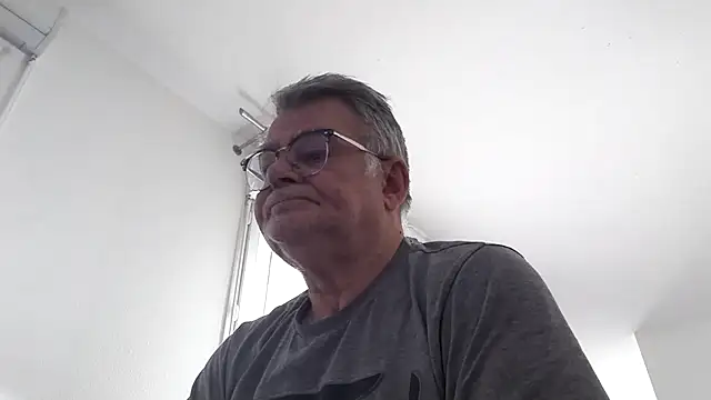 oura online show from May 4, 6:31 am