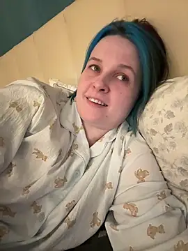 Snapshot of HubbaBaby chatting on March 28, 7:24 pm HubbaBaby online show from March 28, 7:24 pm