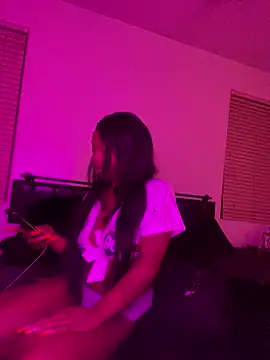 Snapshot of Sexyasscedes chatting on March 20, 3:44 am Sexyasscedes online show from March 20, 3:44 am