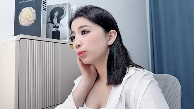 amy-666666 online show from March 27, 2:28 am