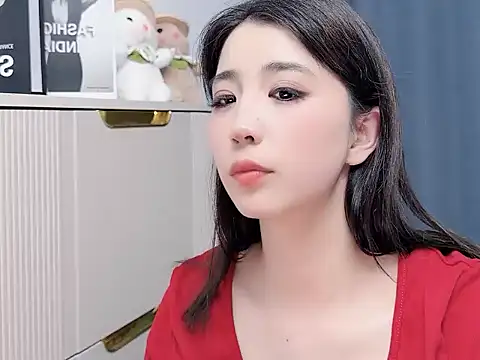 amy-666666 online show from April 1, 1:41 pm