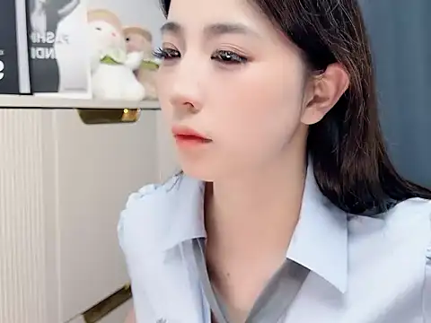 amy-666666 online show from April 3, 2:09 am