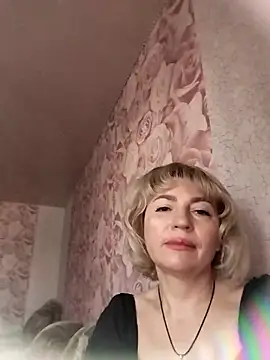 Snapshot of NataLilu826 chatting on May 3, 6:41 am NataLilu826 online show from May 3, 6:41 am