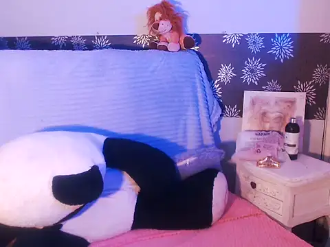 Snapshot of brunne_eva chatting on May 30, 3:25 am brunne eva online show from May 30, 3:25 am