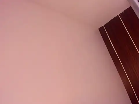 Snapshot of brunne_eva chatting on July 4, 10:43 am brunne eva online show from July 4, 10:43 am