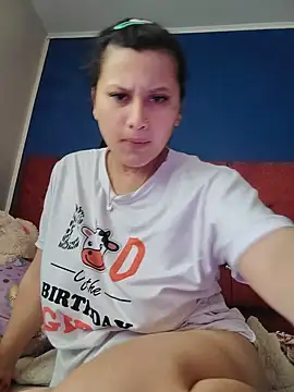 Snapshot of brunne_eva chatting on July 14, 8:25 pm brunne eva online show from July 14, 8:25 pm