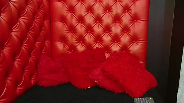 LadyMiax online show from March 28, 3:17 am