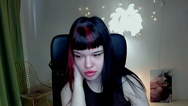 Snapshot of MeganBlosom chatting on March 18, 6:16 am MeganBlosom online show from March 18, 6:16 am