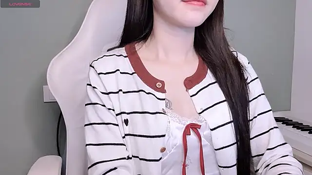 Snapshot of Ngan-Baby chatting on March 20, 12:21 pm Ngan-Baby online show from March 20, 12:21 pm