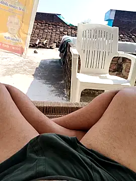 Snapshot of Desii_rockstarr chatting on March 28, 4:01 am Desii rockstarr online show from March 28, 4:01 am