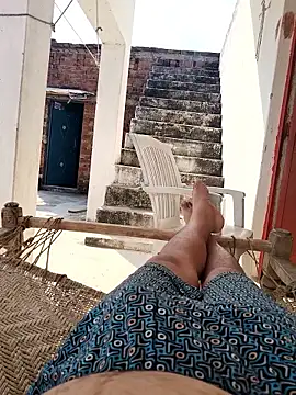 Snapshot of Desii_rockstarr chatting on April 1, 3:51 am Desii rockstarr online show from April 1, 3:51 am