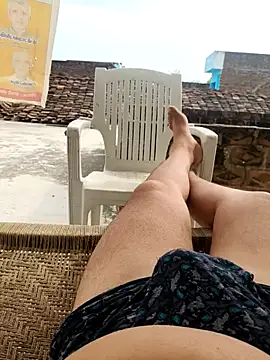 Snapshot of Desii_rockstarr chatting on April 2, 3:48 am Desii rockstarr online show from April 2, 3:48 am