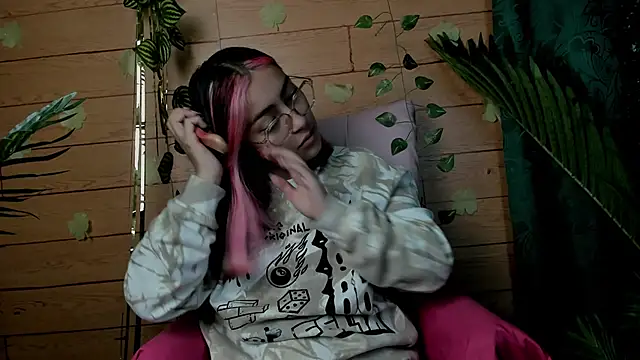 PinkyyPieee  online show from March 25, 11:38 am