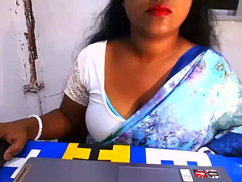 Snapshot of IamRiva chatting on March 13, 1:51 pm IamRiva online show from March 13, 1:51 pm