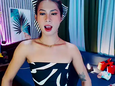 SkinnyHotCock online show from March 22, 10:07 am