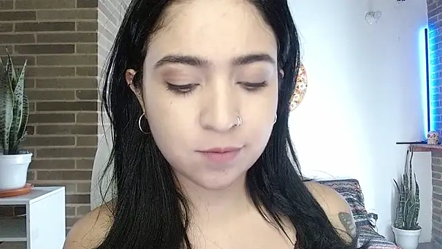 sweet-little online show from March 19, 4:33 pm