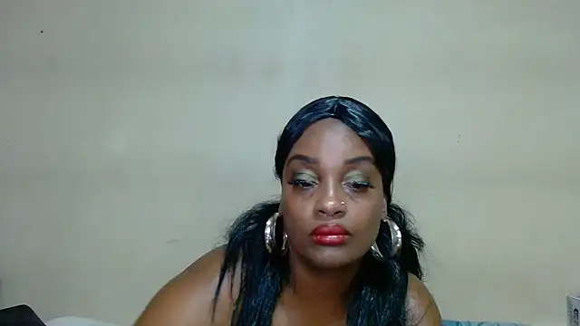 Snapshot of DarkEmpressxx chatting on March 28, 3:17 am DarkEmpressxx online show from March 28, 3:17 am