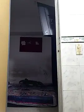 SweetHairy online show from March 29, 2:44 am