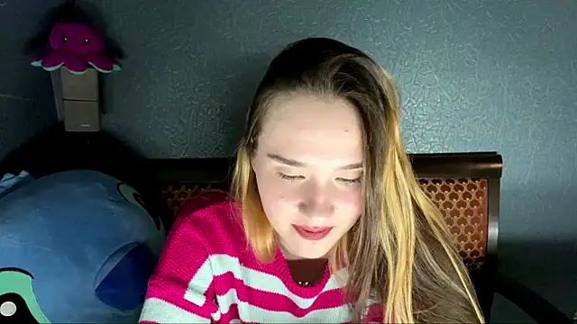 CarmelaLiebherr online show from March 28, 4:17 pm