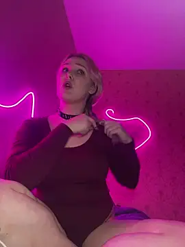 keeeessyyy online show from March 27, 2:39 pm