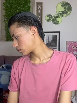 Snapshot of _Camilo_fox chatting on March 14, 10:10 am Camilo fox online show from March 14, 10:10 am