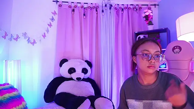 nahomy 2308 online show from May 14, 11:39 am
