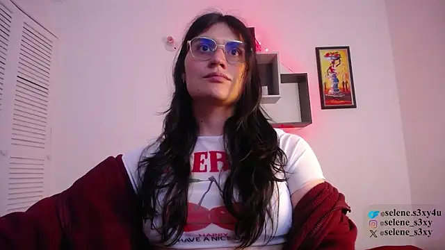 selene cutie online show from March 20, 12:15 am