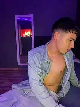 Snapshot of david_osorio chatting on March 18, 11:41 pm david osorio online show from March 18, 11:41 pm