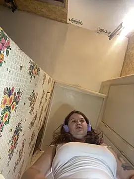 Snapshot of Nenssy555 chatting on March 13, 12:34 pm Nenssy555 online show from March 13, 12:34 pm