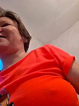 Snapshot of _LOLA-LOLA_ chatting on May 3, 3:18 pm LOLA-LOLA online show from May 3, 3:18 pm