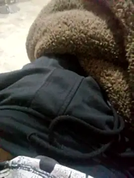 Snapshot of Ang3l_19 chatting on April 1, 5:52 am Ang3l 19 online show from April 1, 5:52 am