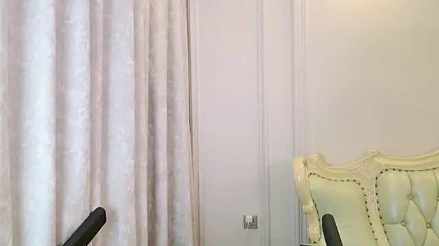 Snapshot of Abb-wen chatting on April 6, 3:13 pm Abb-wen online show from April 6, 3:13 pm