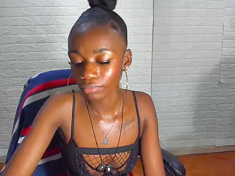 Helen Aguilar online show from March 17, 3:44 am