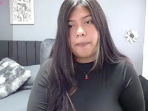 jazmin huntress online show from March 19, 1:59 pm