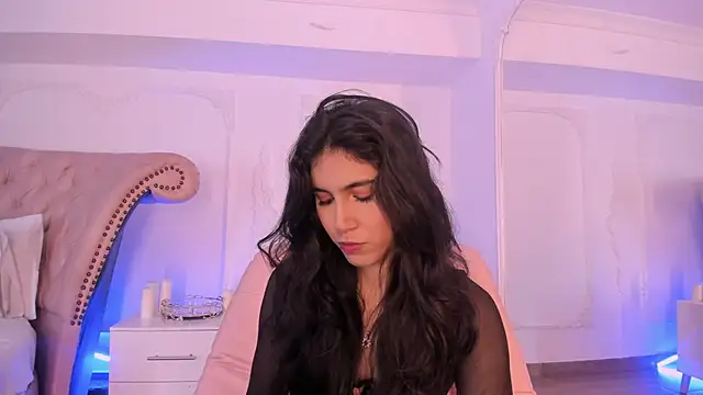 LucianaBlanco  online show from May 19, 8:59 pm
