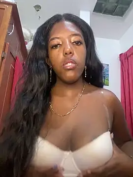 Brenda hot27 online show from March 17, 8:01 pm