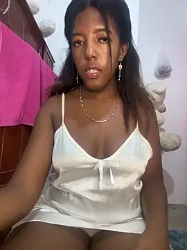 Brenda hot27 online show from March 27, 1:11 am