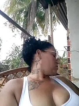 Snapshot of tugordita-hot chatting on April 6, 9:05 pm tugordita-hot online show from April 6, 9:05 pm