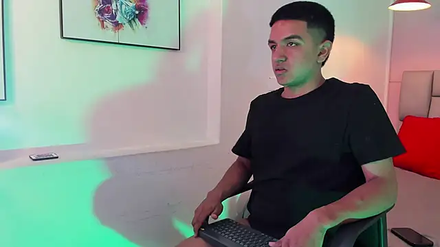 Snapshot of adams_scottb chatting on March 16, 7:07 pm adams scottb online show from March 16, 7:07 pm