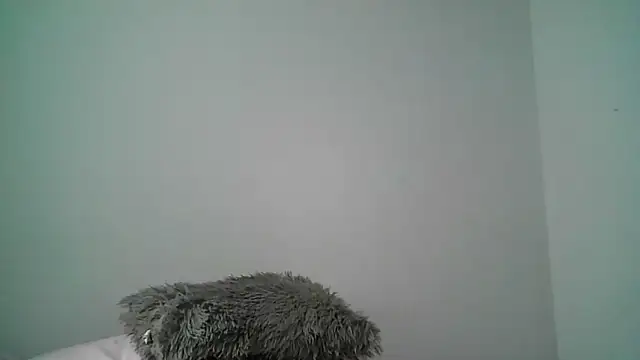 Snapshot of yanick931 chatting on April 4, 2:25 pm yanick931 online show from April 4, 2:25 pm