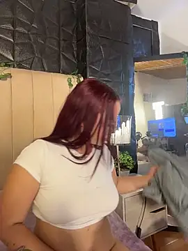 cloey bentley online show from May 13, 8:06 pm