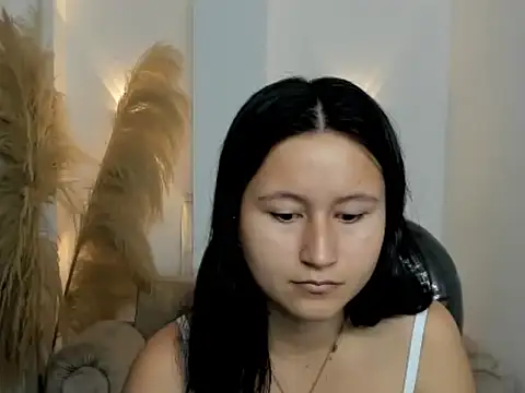 isabella grace18 online show from April 10, 1:49 pm