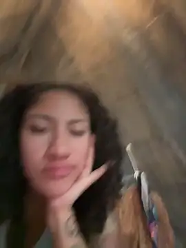 LatinaLoka online show from April 8, 10:54 pm