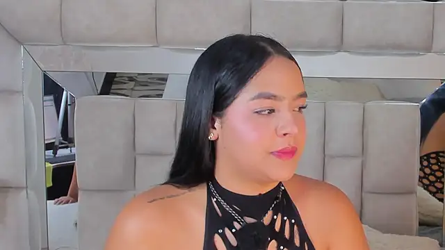 Snapshot of VIOLETWILLIANS chatting on March 13, 7:42 pm VIOLETWILLIANS online show from March 13, 7:42 pm