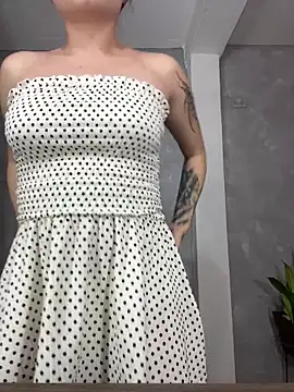 Snapshot of Emmy_miaw chatting on June 11, 3:59 am Emmy miaw online show from June 11, 3:59 am