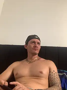 katyyanddixon online show from March 24, 5:23 am