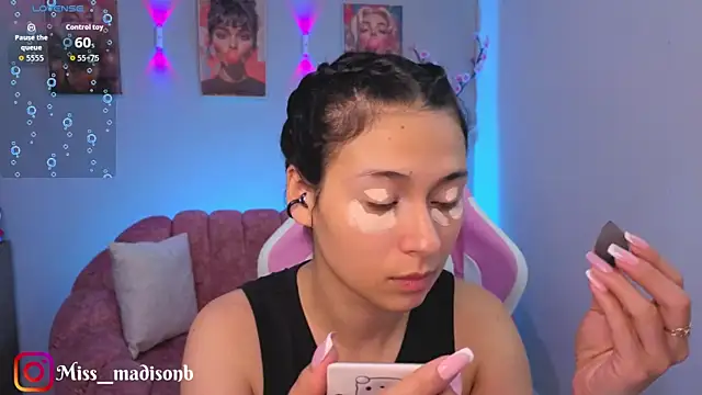 Snapshot of miss__madison chatting on May 13, 7:55 pm miss madison online show from May 13, 7:55 pm