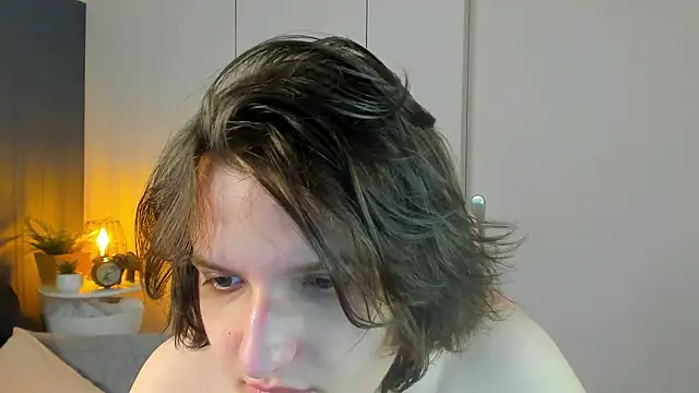 Snapshot of delalex chatting on March 27, 12:38 am delalex online show from March 27, 12:38 am