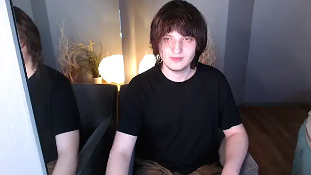 delalex online show from May 13, 10:27 pm